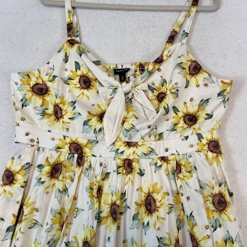 Torrid Sunflower Dress Mini Tie Front Skater Sz 2X‎ Pockets Smocked Summer - Picture 2 of 9